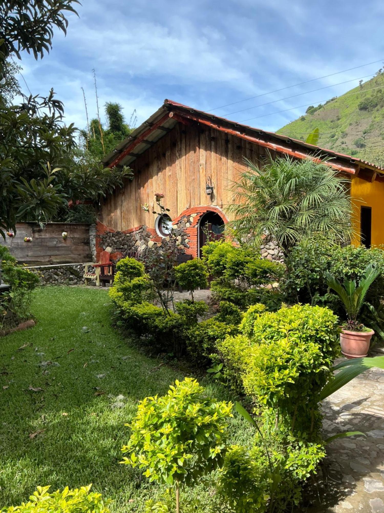 Cabanas De Tzununá Esterno foto